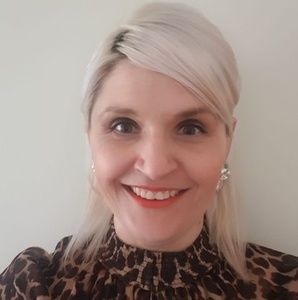 Meet your Posher, Chrissie